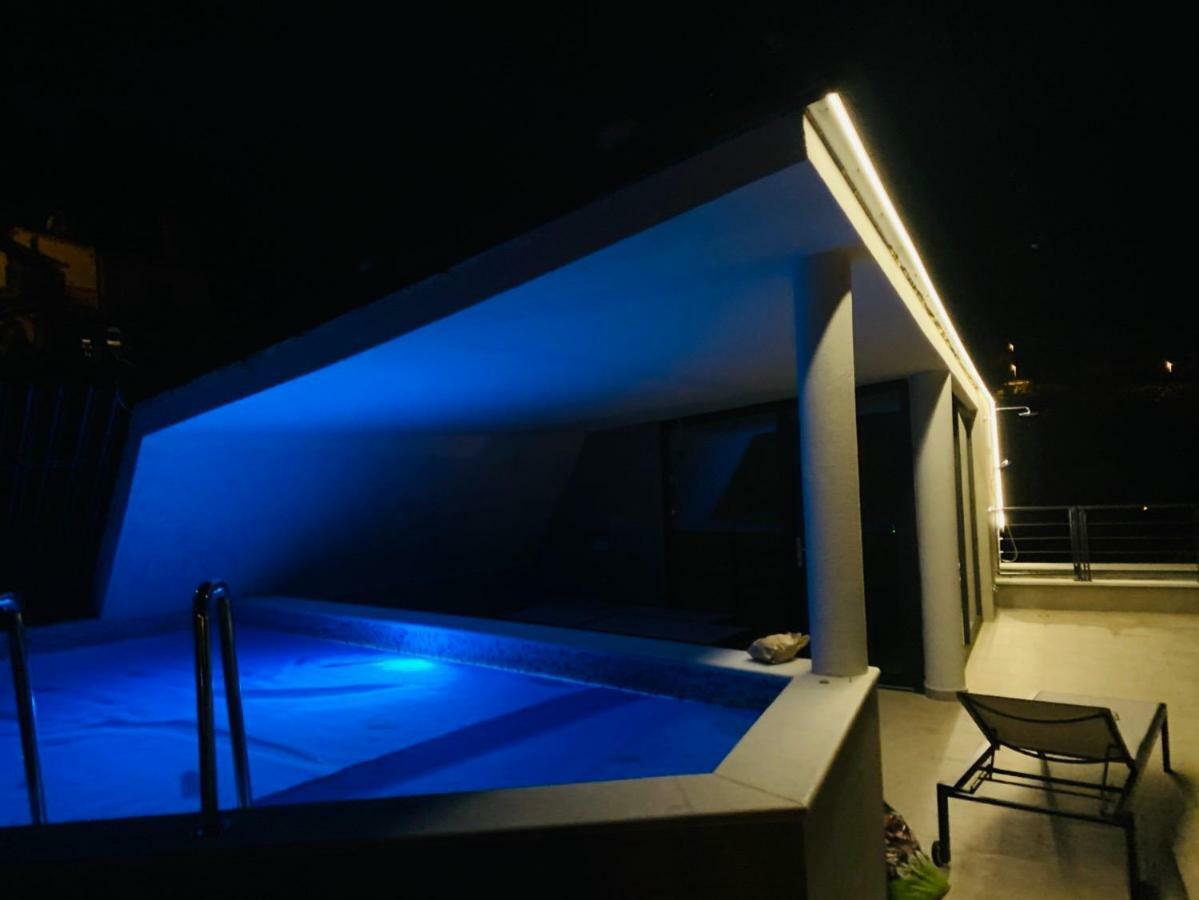 Apartments In Villa Ziza, Rooftop Swimming Pool Opatija Exterior foto