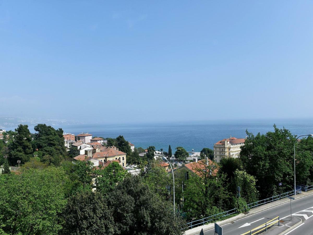 Apartments In Villa Ziza, Rooftop Swimming Pool Opatija Exterior foto
