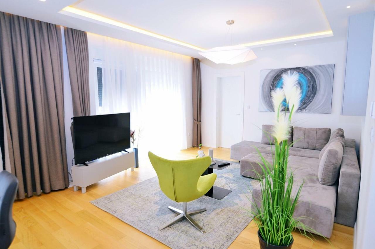 Apartments In Villa Ziza, Rooftop Swimming Pool Opatija Exterior foto
